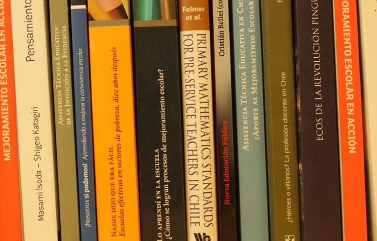Peregrino Adelante Flor de la ciudad Día del libro: 6 libros sobre educación recomendados por investigadores del  CIAE Noticias :: CIAE - Universidad de Chile ::